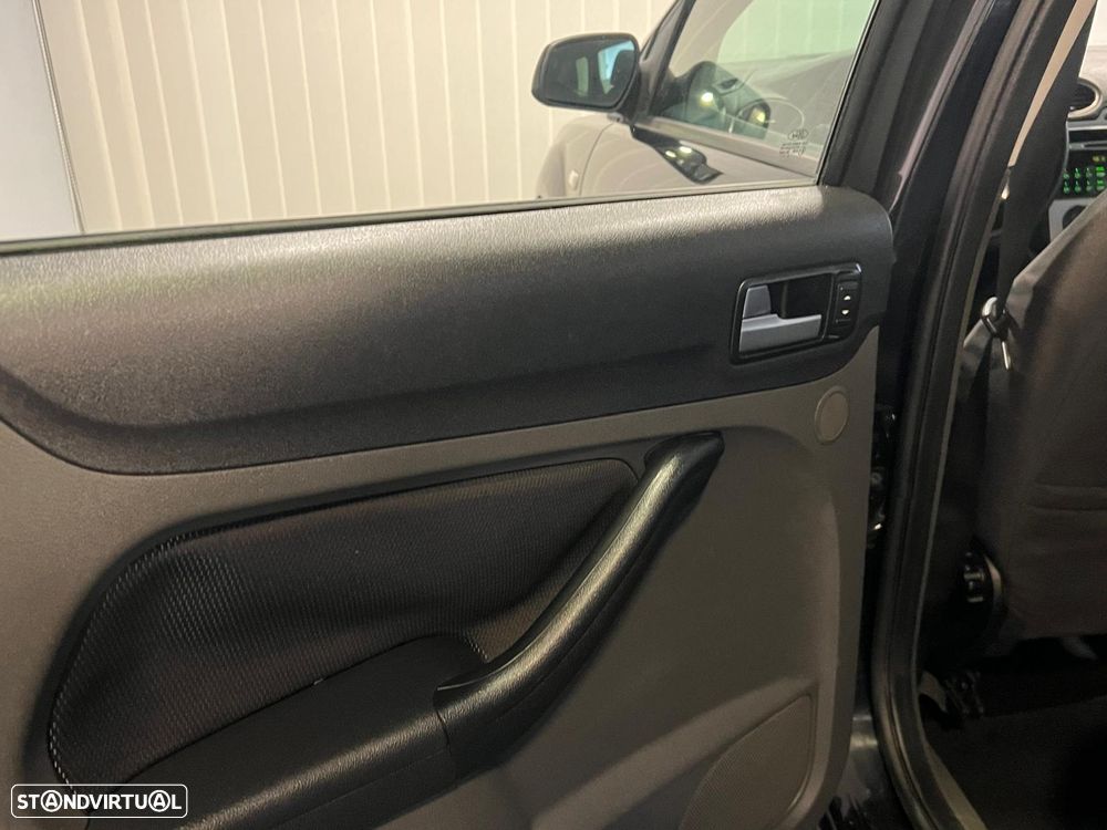 Ford Focus SW 1.6 TDCi Connec. - 17