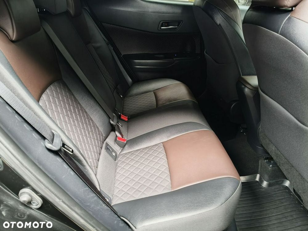 Toyota C-HR 1.8 Hybrid GPF Executive - 19
