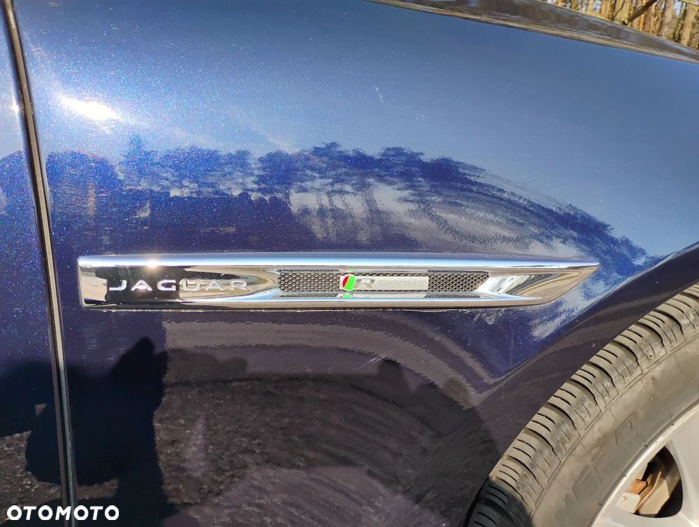 Jaguar XJ 3.0 T AWD R-Sport - 22