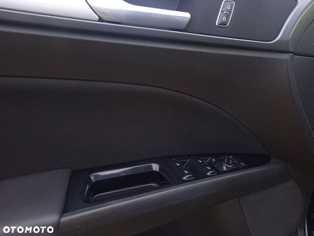 Ford Mondeo 1.5 EcoBoost Gold X (Trend) - 28