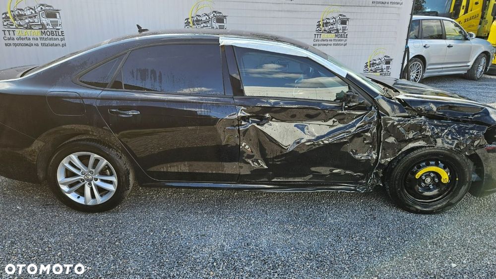 Volkswagen Passat - 15