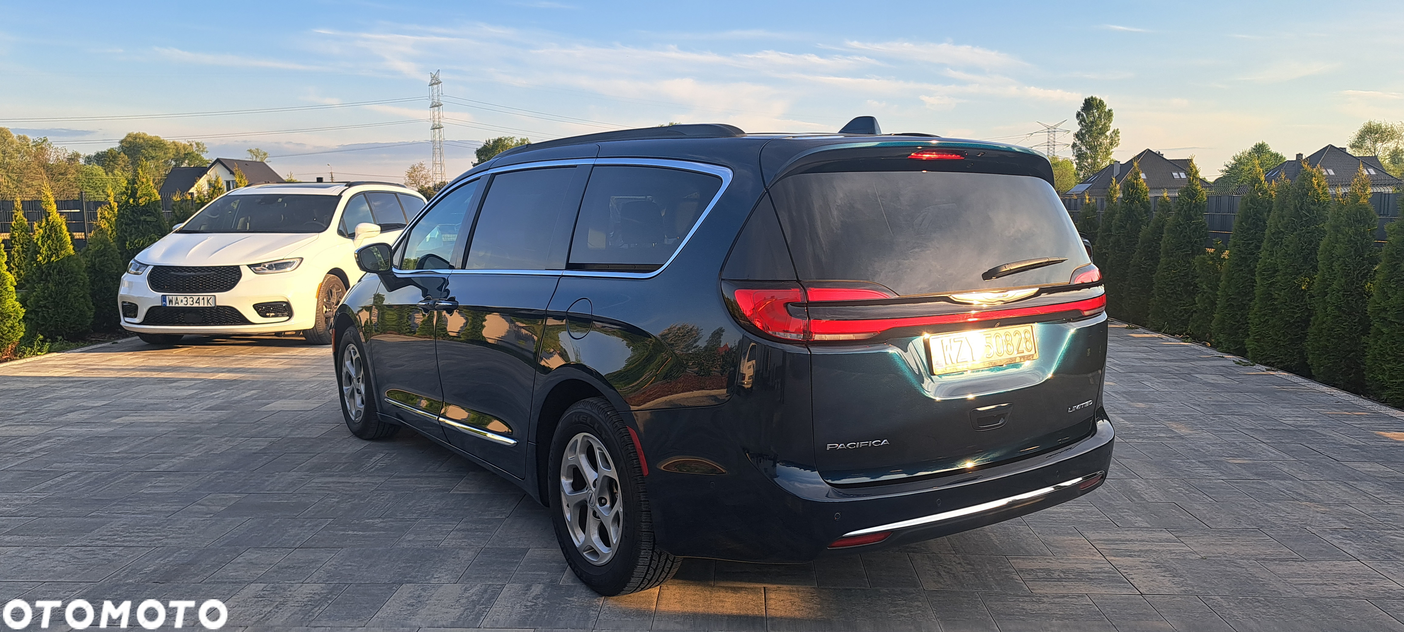 Chrysler Pacifica - 5