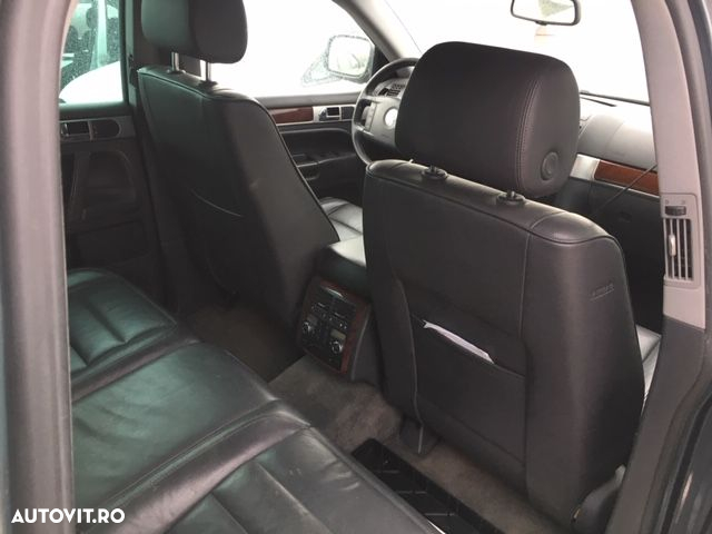 Dezmembrez VW Touareg 5L diesel V10 Volan Stanga - 7