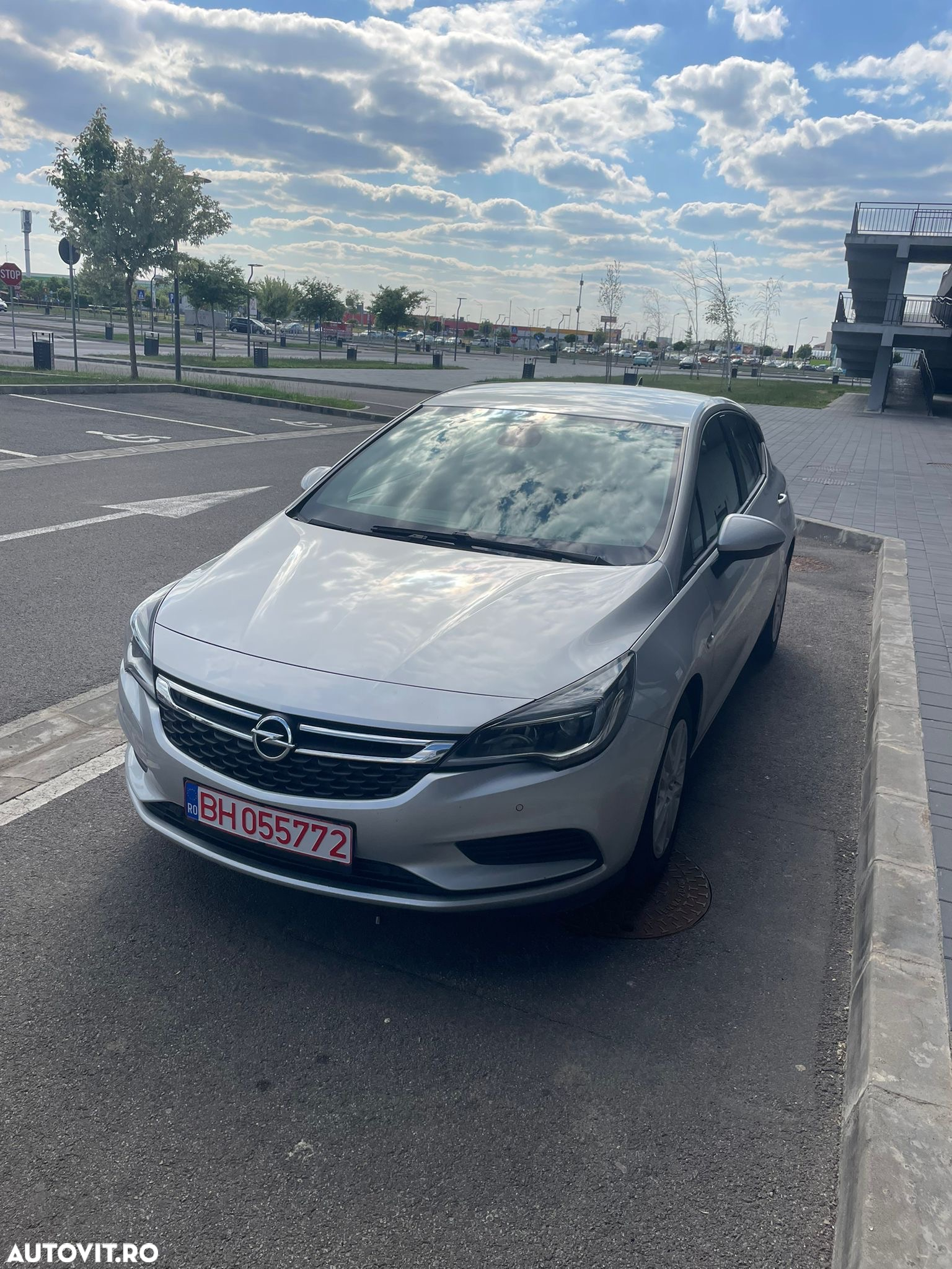 Opel Astra 1.6 CDTI Active - 10