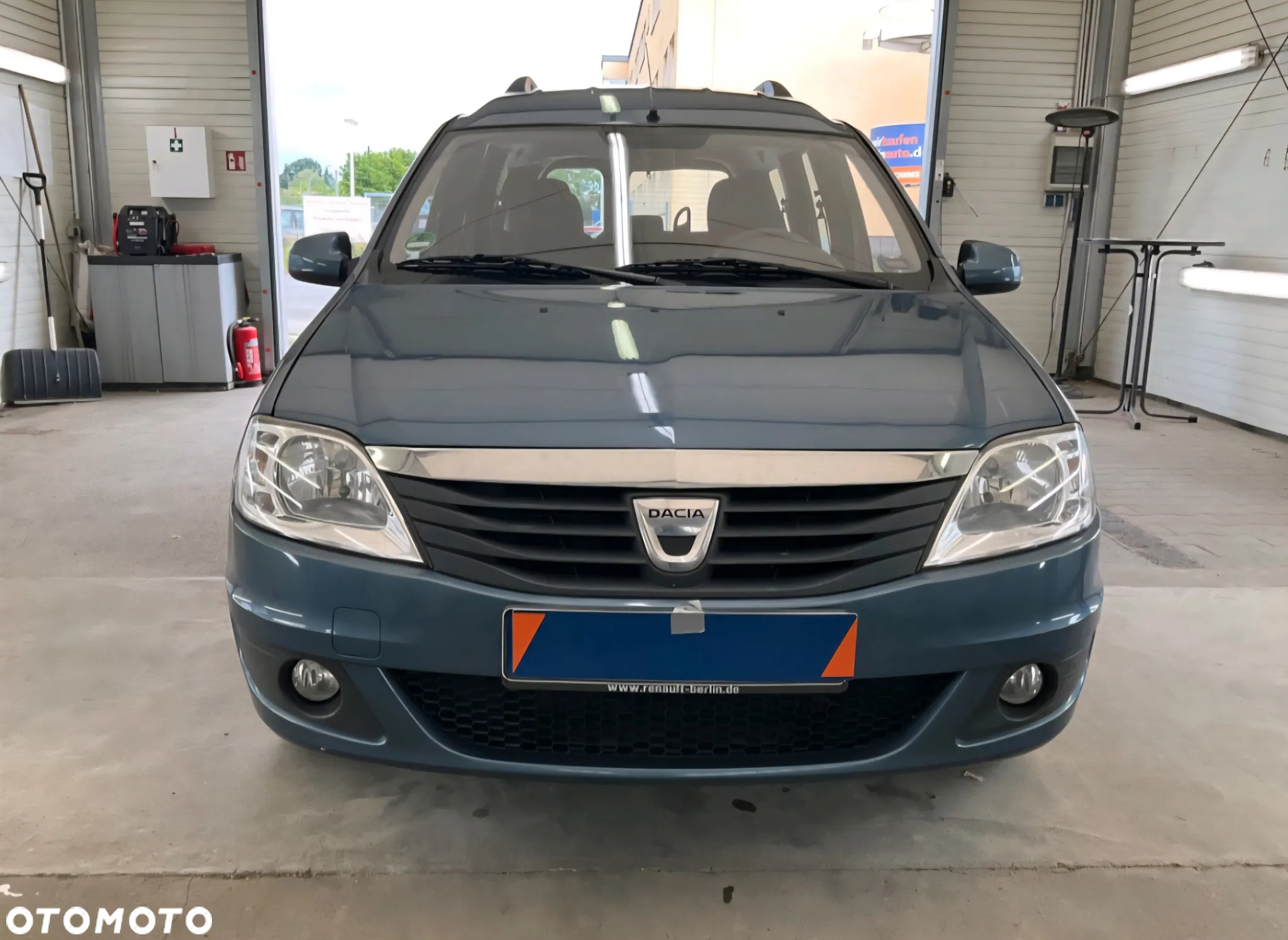 Dacia Logan MCV 1.6 Laureate - 11