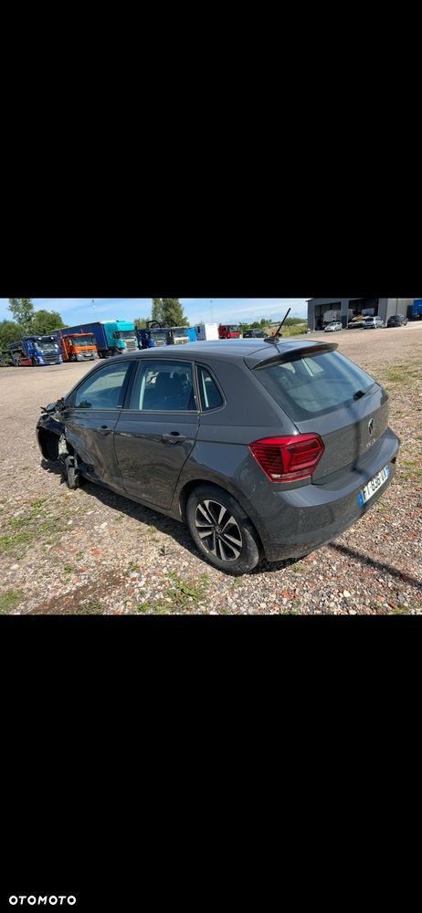 Volkswagen Polo - 5