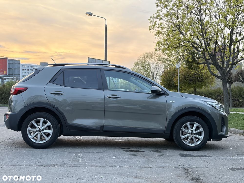 Kia Stonic 1.2 M - 11