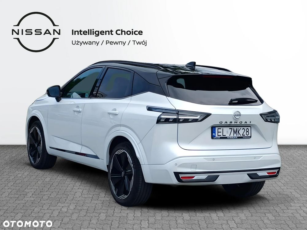Nissan Qashqai 1.3 DIG-T MHEV 4x4 N-Design Xtronic - 4