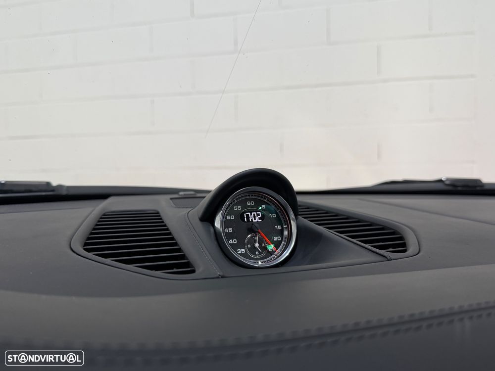 Porsche 911 (991) Turbo S - 27