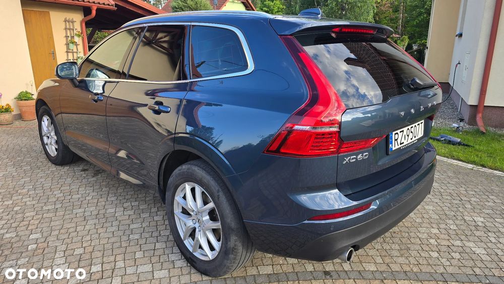 Volvo XC 60 D4 Momentum - 3