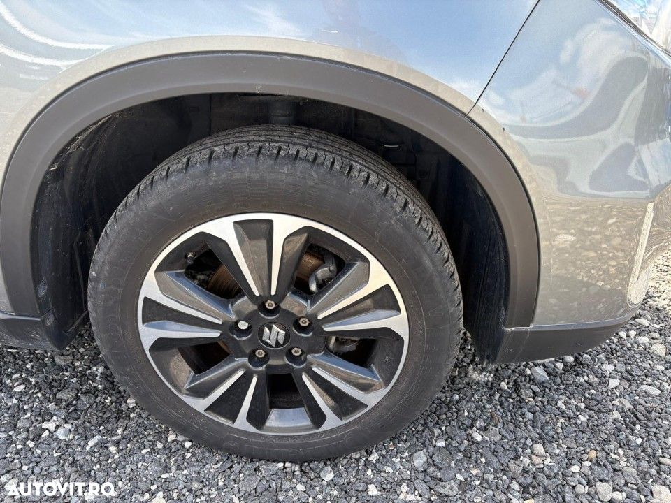 Suzuki Vitara 1.4 ALLGRIP Spirit - 18