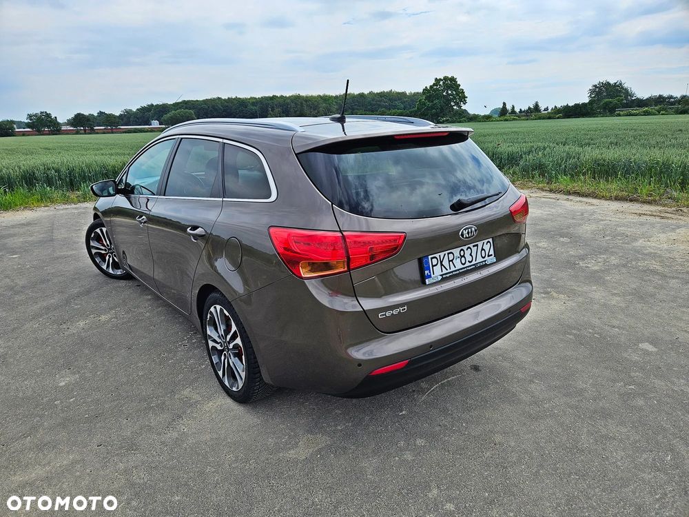 Kia Ceed 1.6 GDI DCT Platinum Edition - 28