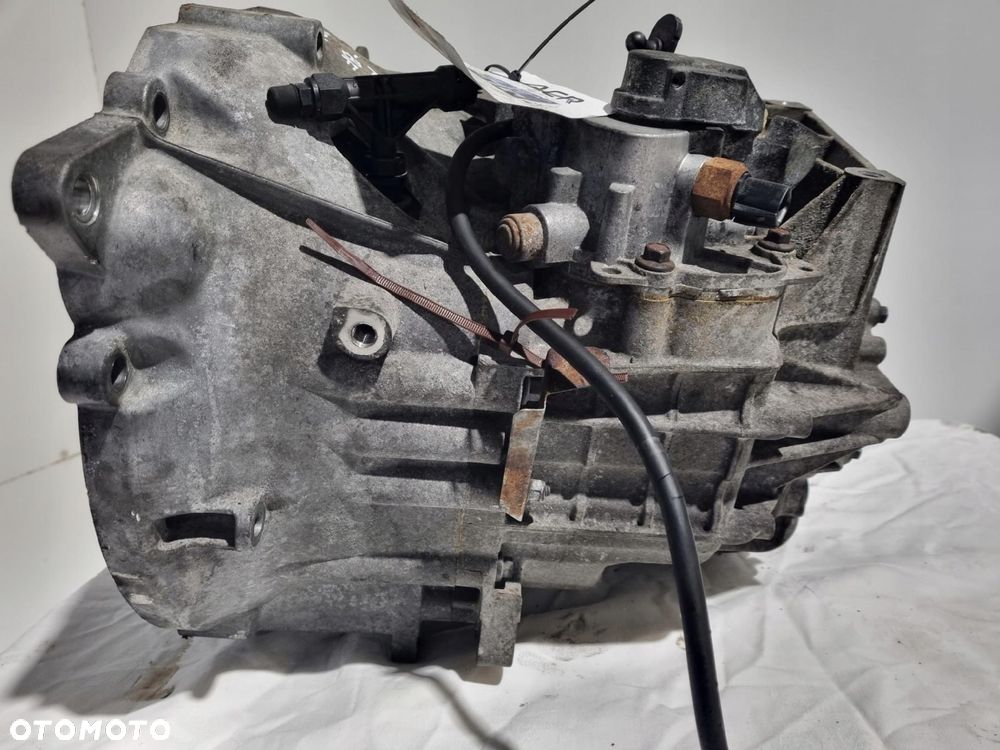 SKRZYNIA BIEGÓW Ford Kuga MK1 2.0 TDCI 8V4R-7002-BF 4x4 - 4