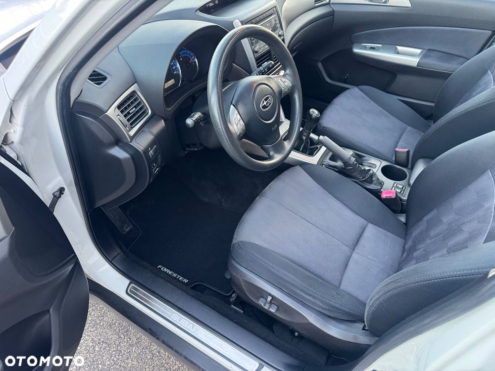 Subaru Forester 2.0X Active - 9