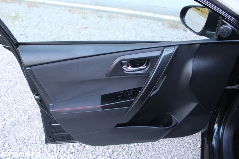 Toyota Auris 1.4 D-4D Life - 15