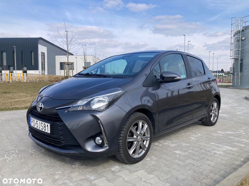 Toyota Yaris 1.5 Premium - 1