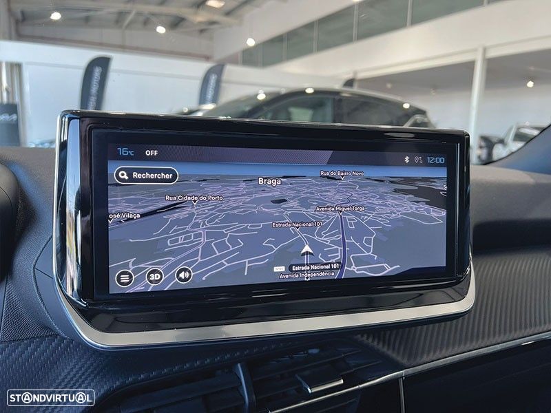 Peugeot 2008 1.2 PureTech Active - 12