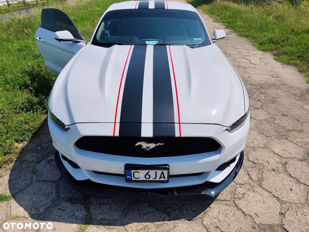 Ford Mustang 2.3 EcoBoost - 39