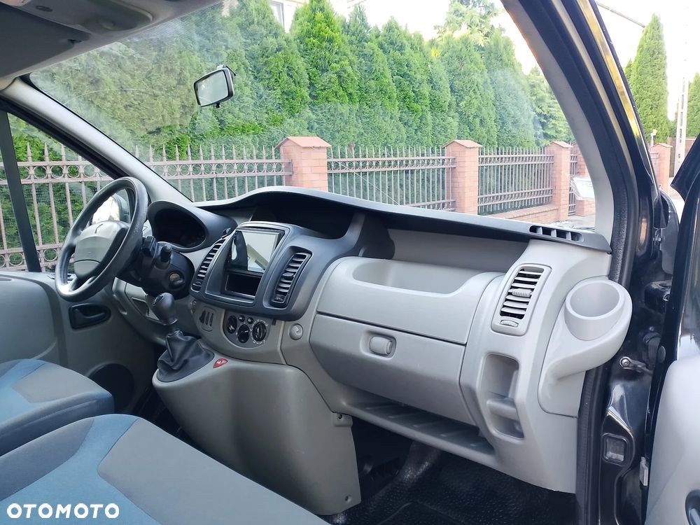 Renault TRAFIC - 3
