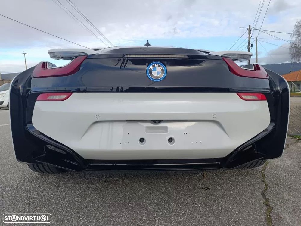 BMW i8 Standard - 12