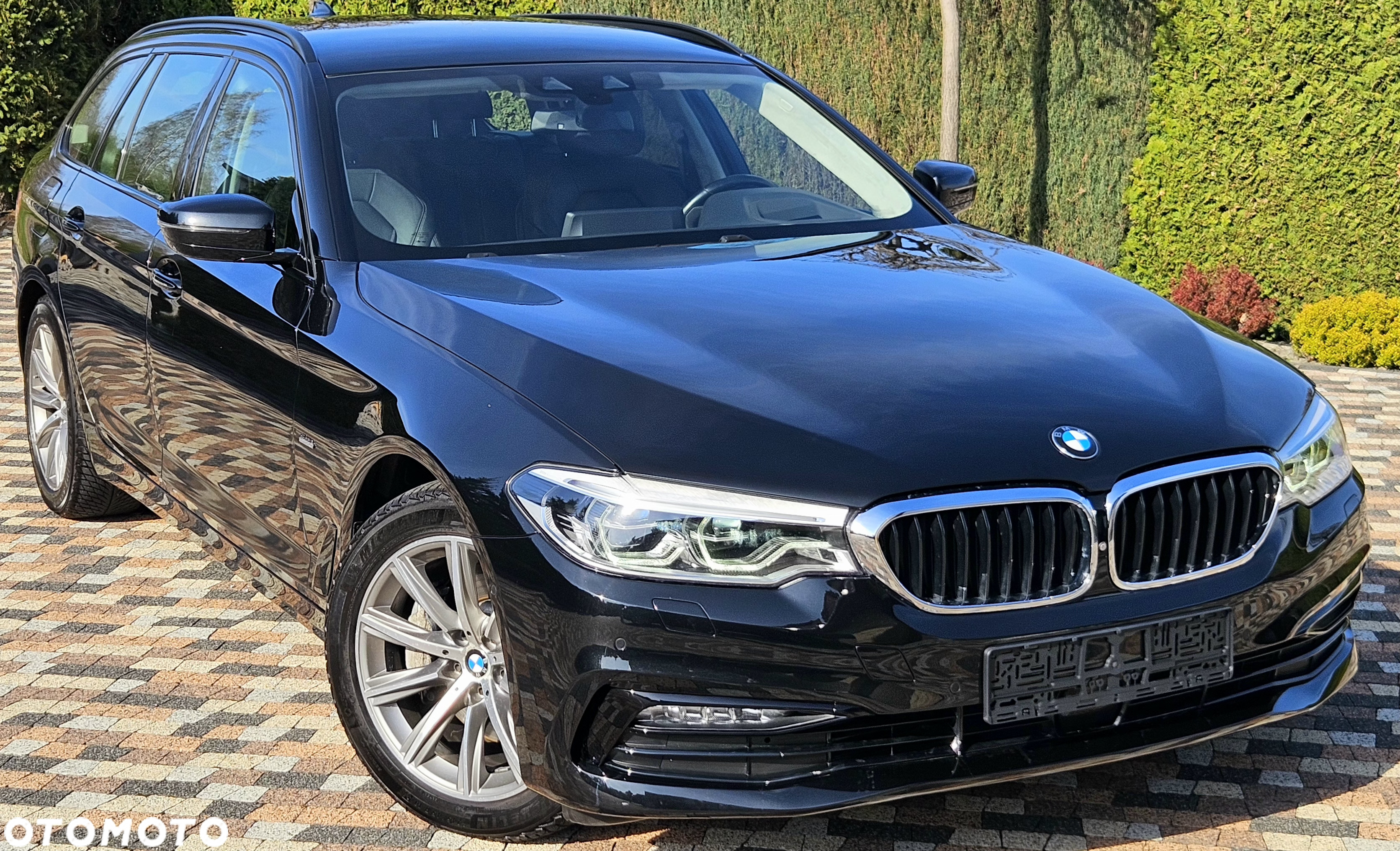 BMW Seria 5 530d xDrive Sport Line sport - 2
