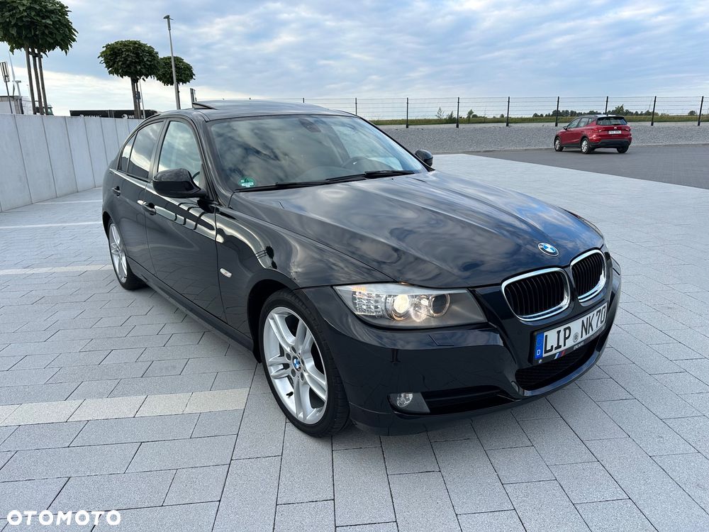 BMW Seria 3 318d DPF Edition Sport - 13