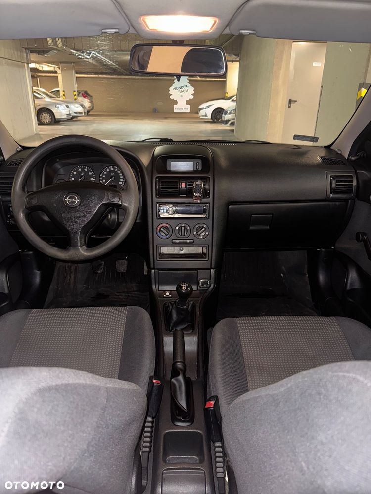 Opel Astra 1.4 GL / Club - 15