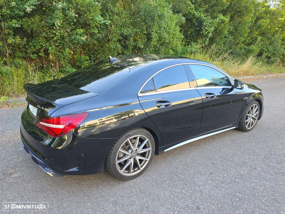 Mercedes-Benz CLA 45 AMG 4Matic 7G-DCT - 6