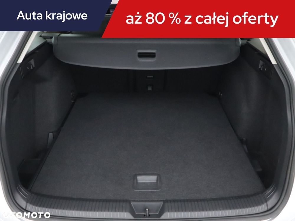 Volkswagen Golf Variant - 16
