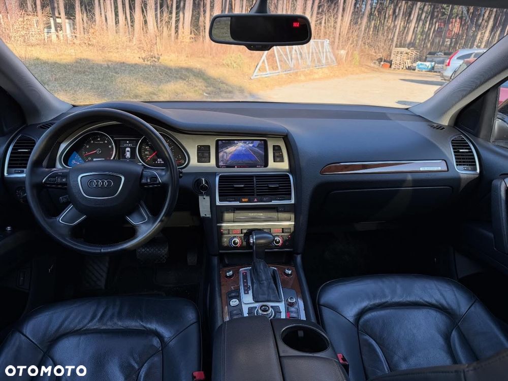 Audi Q7 - 7