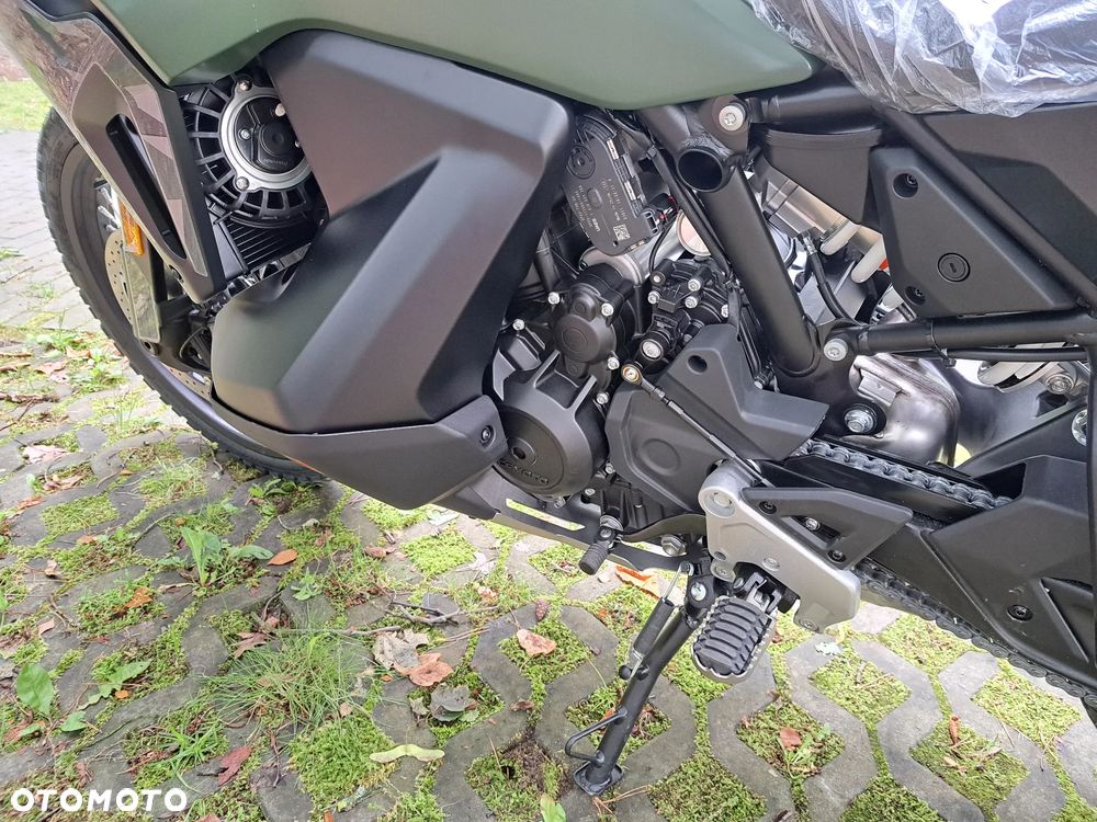CFMoto MT-X - 10