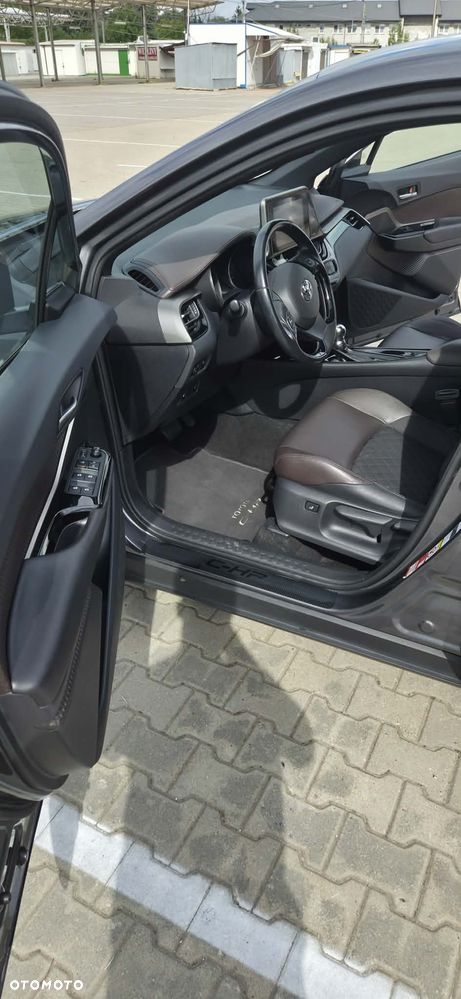 Toyota C-HR 1.8 Hybrid Executive - 8