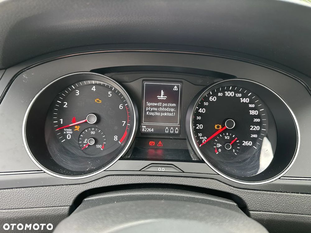 Volkswagen Passat 1.5 TSI EVO Elegance - 26