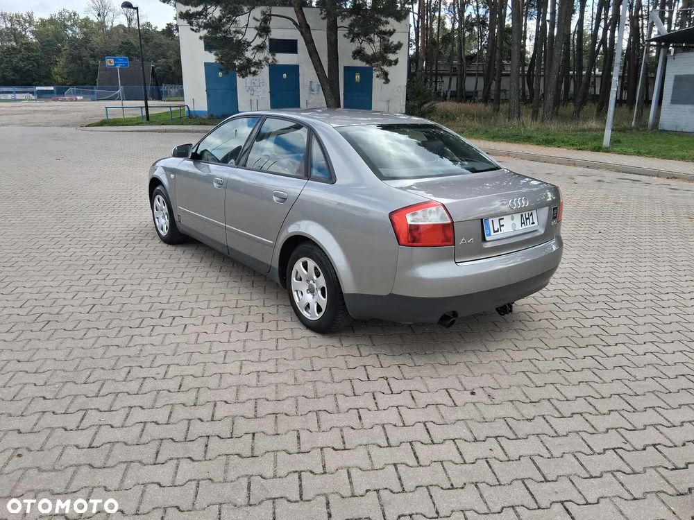 Audi A4 - 4