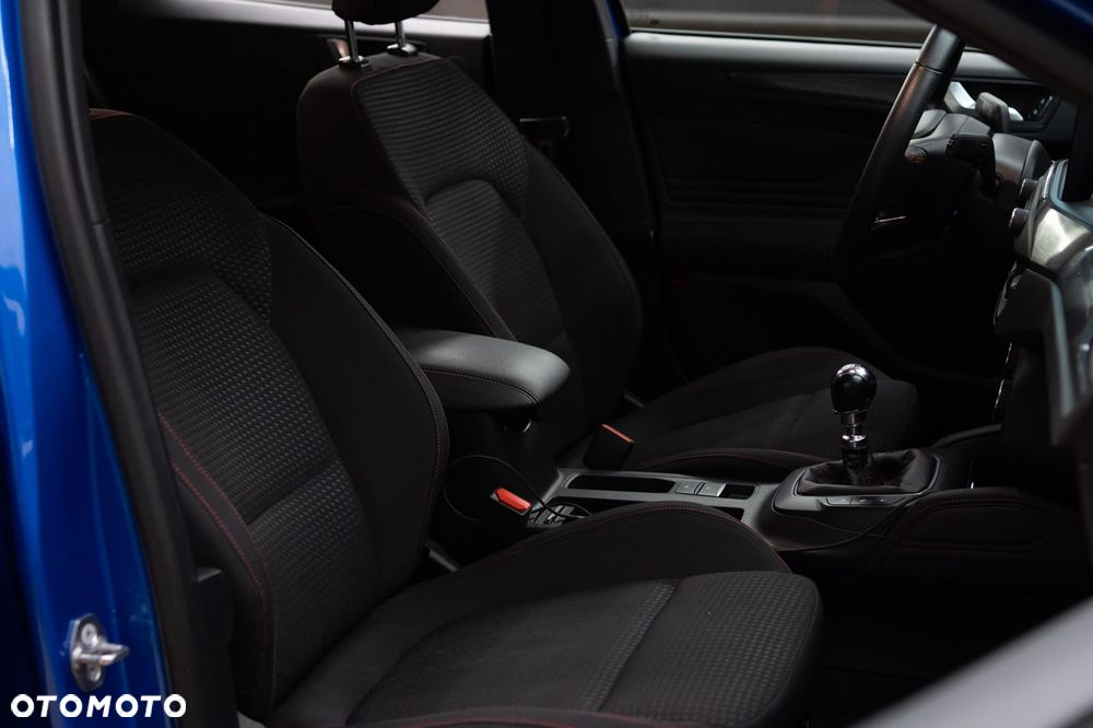 Ford Focus - 19