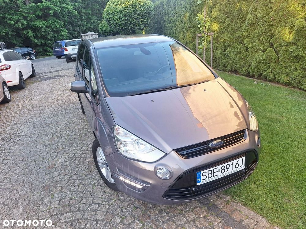 Ford S-Max 2.0 TDCi DPF Titanium - 37