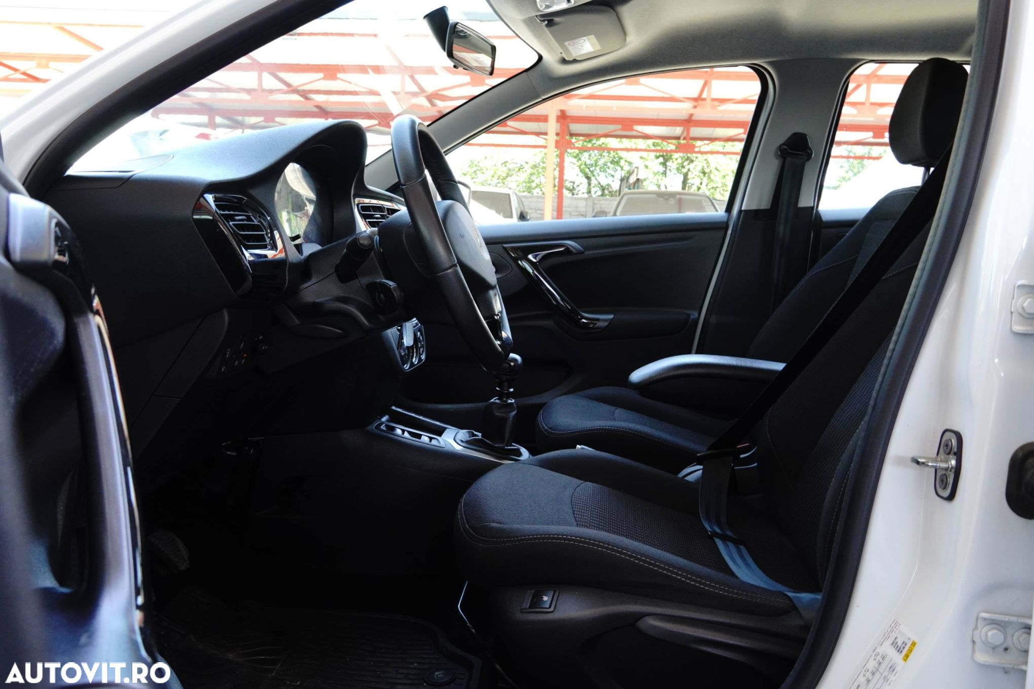 Peugeot 301 - 9