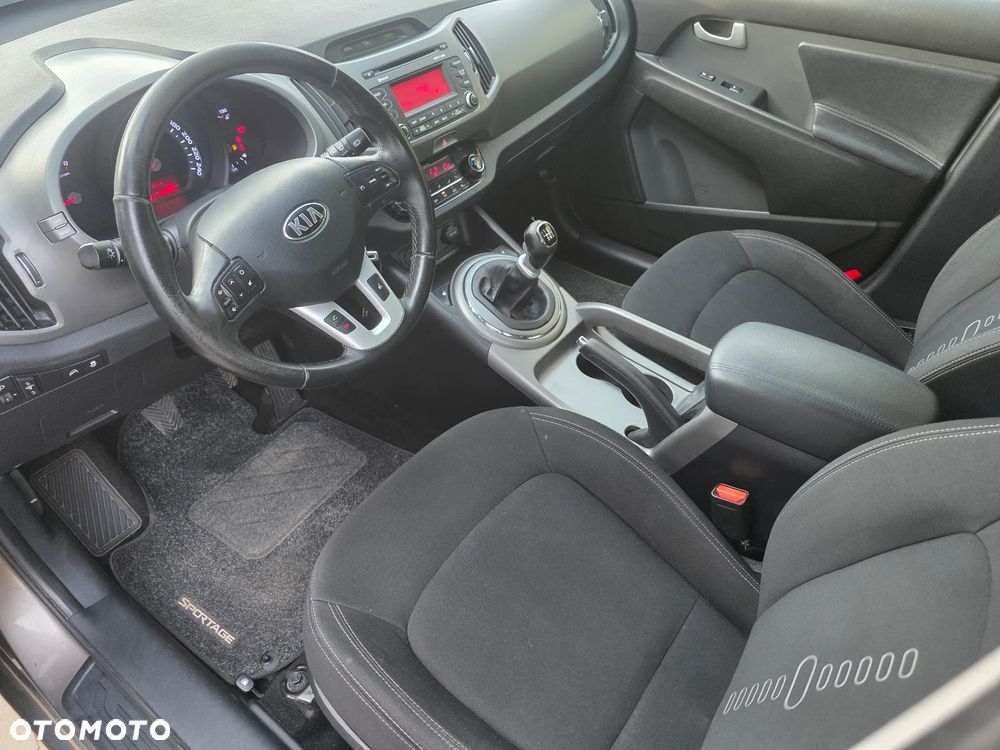 Kia Sportage 1.6 GDI 2WD Attract - 19