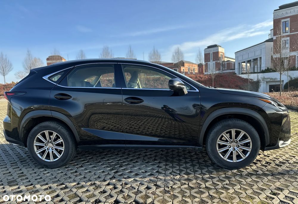 Lexus NX 200t Comfort AWD - 4