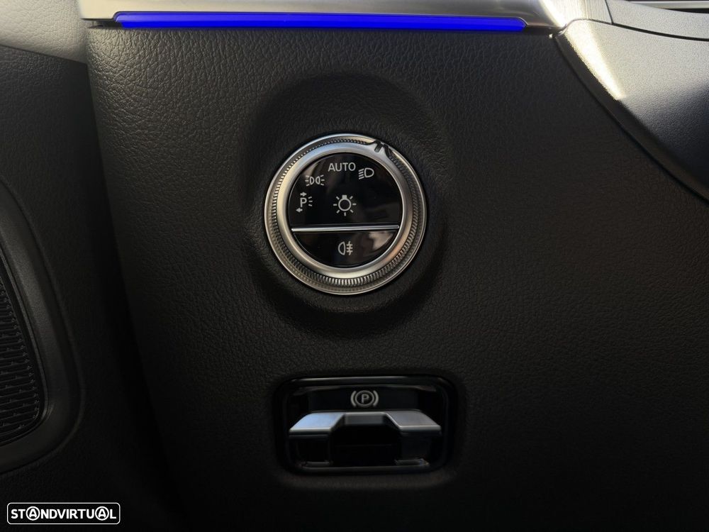 Mercedes-Benz C 300 e T 9G-TRONIC AMG Line - 34