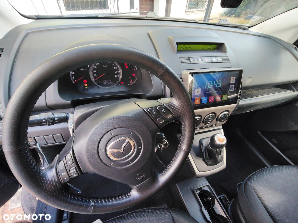 Mazda 5 - 4