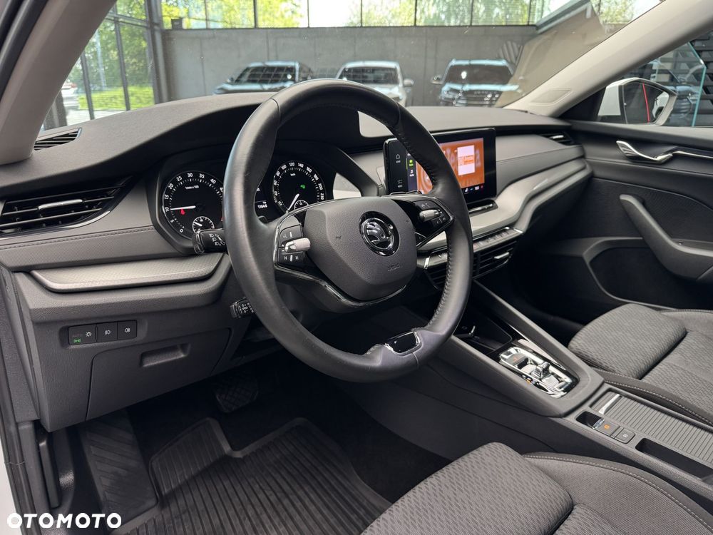 Skoda Octavia 2.0 TDI Ambition DSG - 10