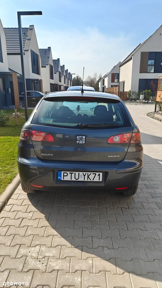 Seat Ibiza 1.4 16V Reference - 12