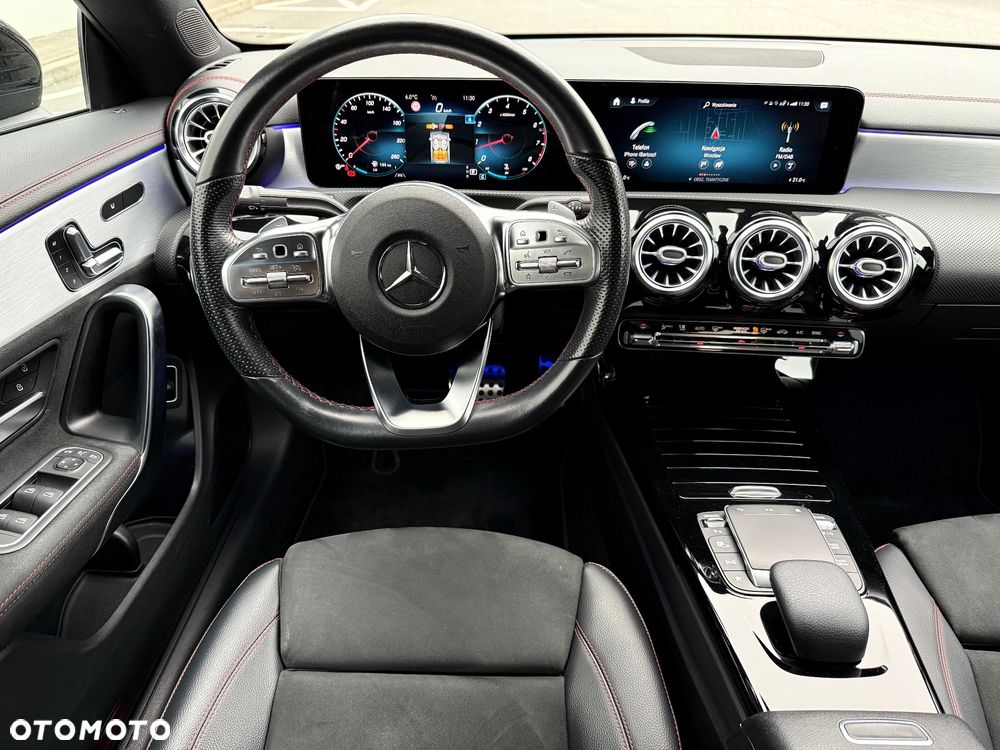 Mercedes-Benz CLA 220 AMG Line 7G-DCT - 11