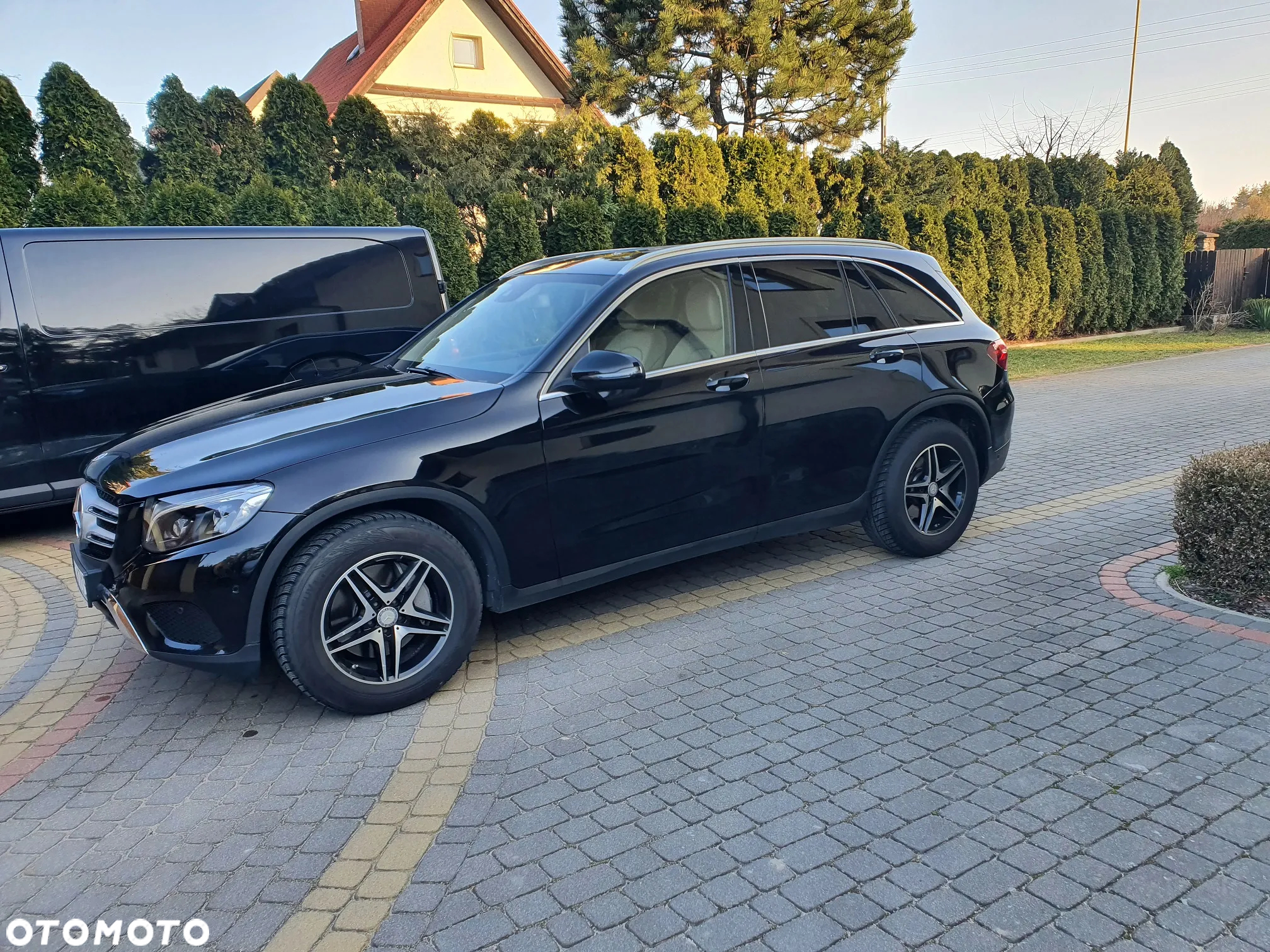 Mercedes-Benz GLC 220 d 4-Matic - 2