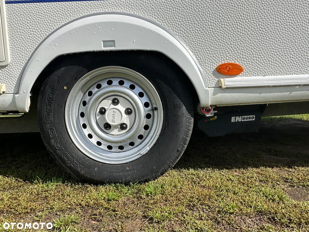 Hobby 560 UFF EXCELLENT z napędem i markizą pompowaną. - 10