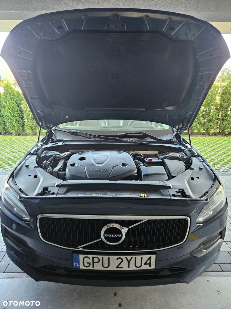 Volvo S90 D3 SCR Momentum Pro - 34