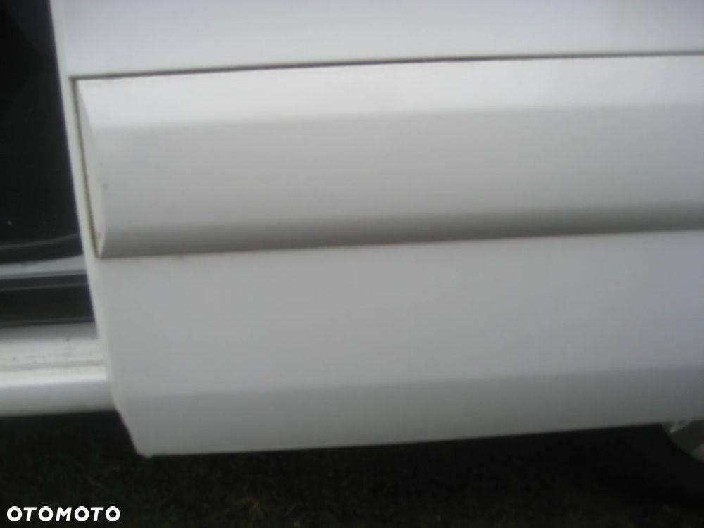 citroen berlingo iii 08-12r drzwi tył lewe szyba kod EWP A - 5