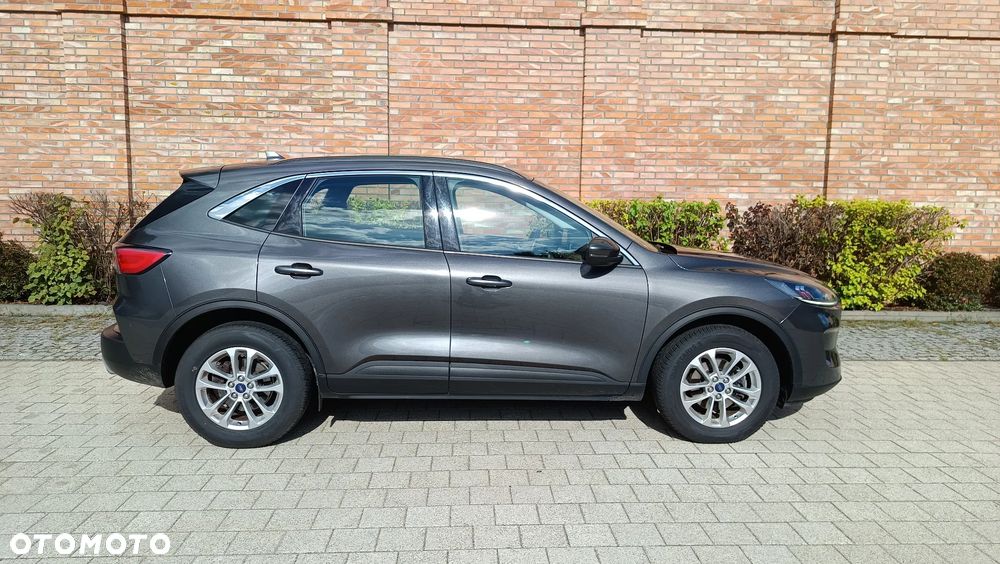 Ford Kuga 1.5 EcoBoost FWD Titanium - 4
