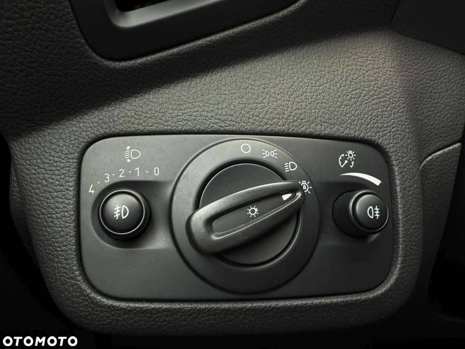 Ford Kuga 1.5 EcoBoost FWD Titanium ASS - 15